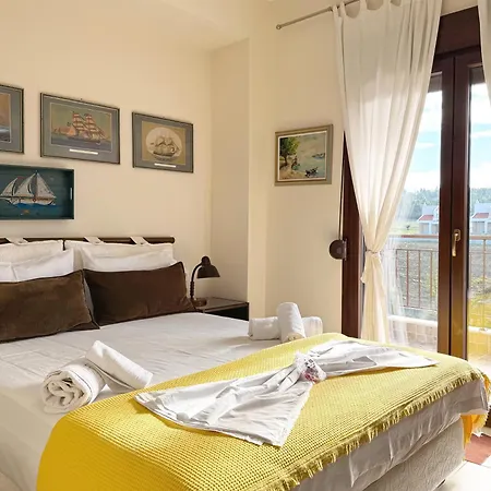 Villa Sunny Private In Sani Beach, 4 Bedroom Filakaí Kassándras