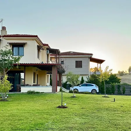 Villa Sunny Private In Sani Beach, 4 Bedroom *