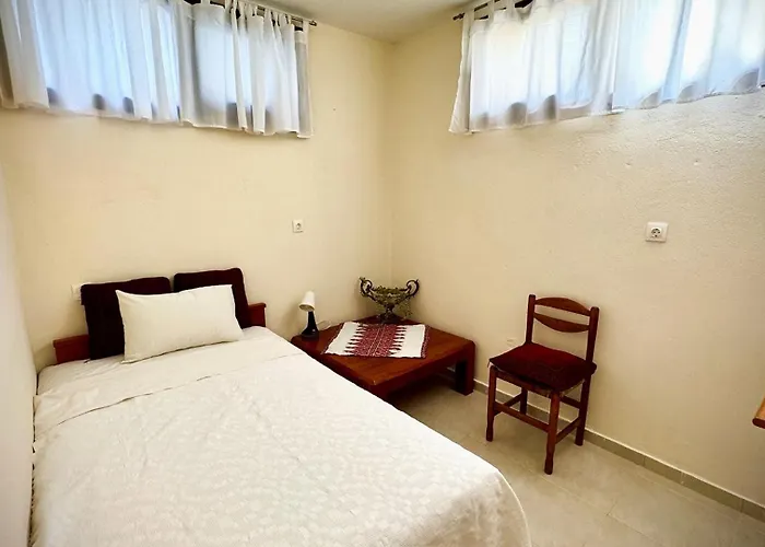 Sunny Private In Sani Beach, 4 Bedroom Villa