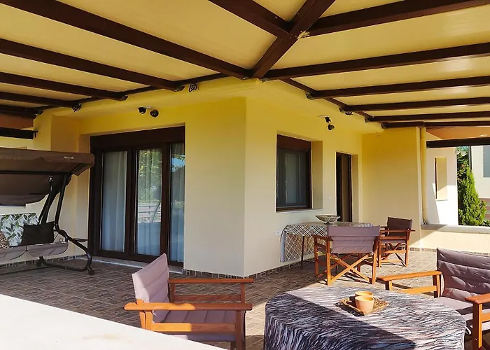 Sunny Private In Sani Beach, 4 Bedroom * Filakai Kassandras