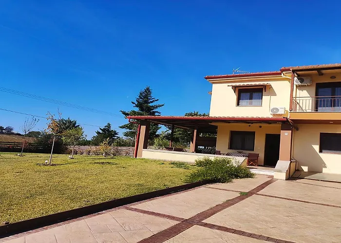 Sunny Private In Sani Beach, 4 Bedroom Villa