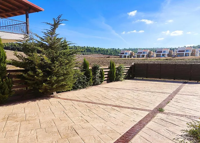 Villa Sunny Private In Sani Beach, 4 Bedroom *