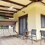 Vilă Sunny Private In Sani Beach, 4 Bedroom *