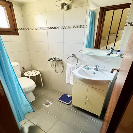 Villa Sunny Private In Sani Beach, 4 Bedroom *