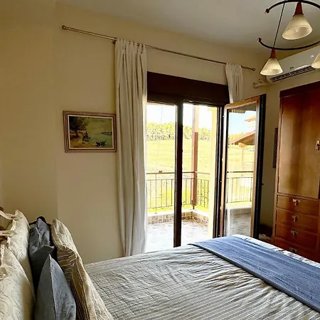 Sunny Private In Sani Beach, 4 Bedroom וילה Filakai Kassandras