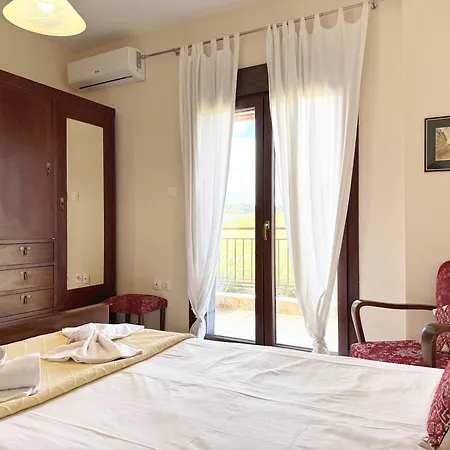 Sunny Private In Sani Beach, 4 Bedroom Filakai Kassandras