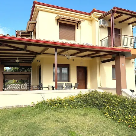 Villa Sunny Private In Sani Beach, 4 Bedroom