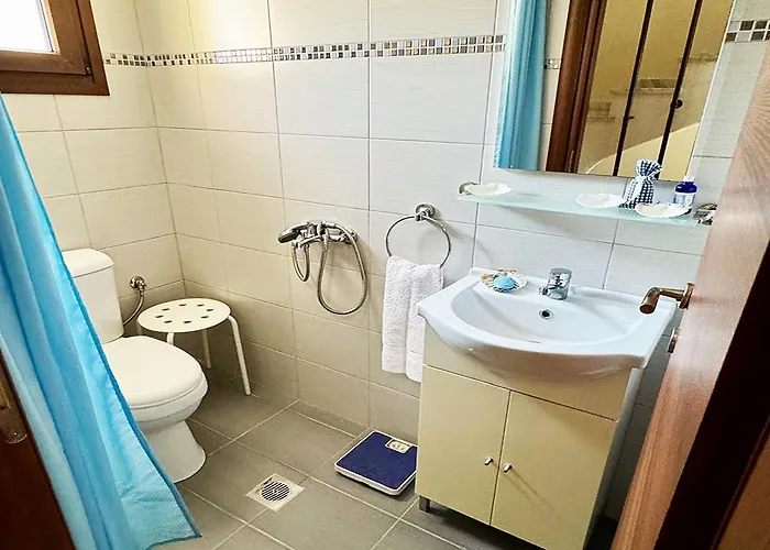 וילה Sunny Private In Sani Beach, 4 Bedroom *