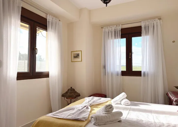 וילה Sunny Private In Sani Beach, 4 Bedroom *