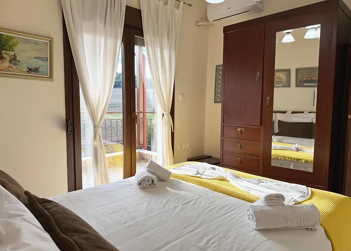 Sunny Private In Sani Beach, 4 Bedroom וילה Filakai Kassandras