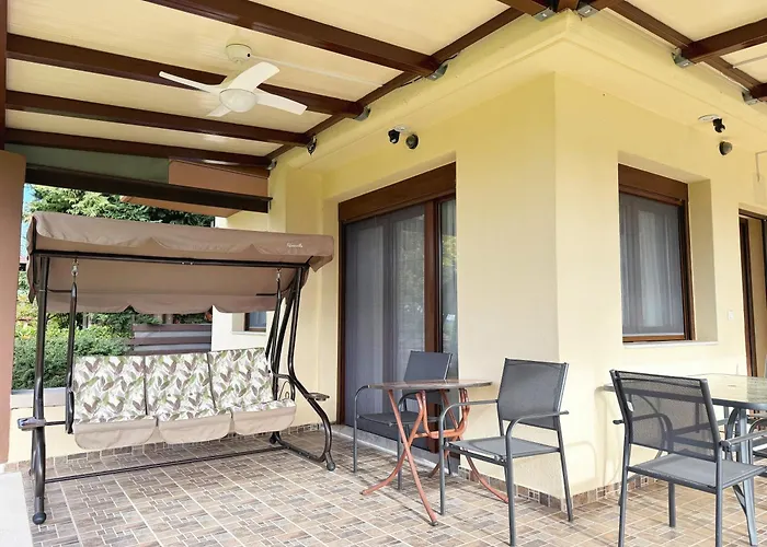 וילה Sunny Private In Sani Beach, 4 Bedroom *